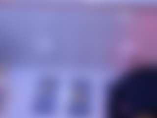 Live cam show with DonnaBeella - Petite MILF on CamSextacy