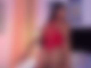 DonnaBeella MILF webcam performer live streaming