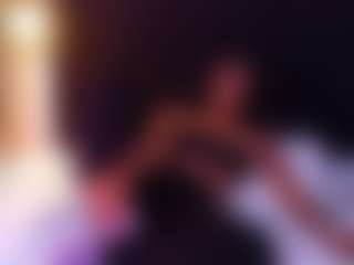 DonnaBeella's Live Sex Cam Show