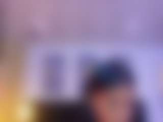 Live cam show with DonnaBeella - Big Tits Small Tits on Camsoda