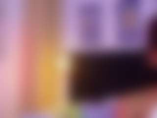 DonnaBeella MILF webcam performer live streaming