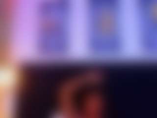 Live cam show with DonnaBeella - Petite MILF on Camsoda