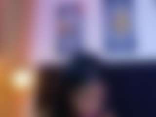 DonnaBeella MILF webcam performer live streaming