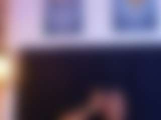 DonnaBeella MILF webcam performer live streaming