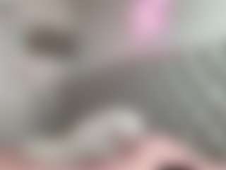 Live cam show with Melissa Jeane - Bedroom on SpankPalCams