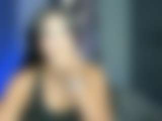 Live cam show with GabriellaLee - Average on madthumbs