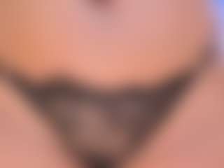 Live cam show with GabriellaLee - Average on Uber Horny