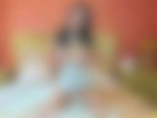 JuliyaMayer MILF webcam performer live streaming