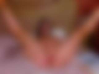 JuliyaMayer MILF webcam performer live streaming
