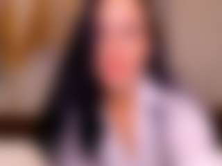 JuliyaMayer MILF webcam performer live streaming