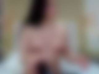 Live cam show with lissiehiltton - Moaning on Camsoda