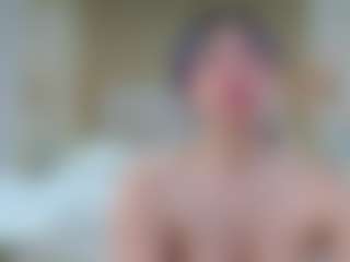 Live cam show with lissiehiltton - Moaning on Gym Cam Girls