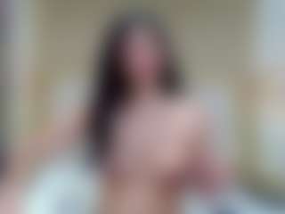Live cam show with lissiehiltton - Moaning on Hubzter Live