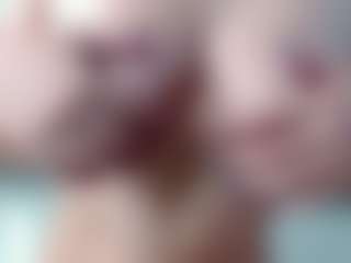 Live cam show with lissiehiltton - Moaning on Camsoda