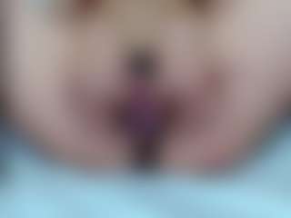 Live cam show with lissiehiltton - Moaning on CamwithHer