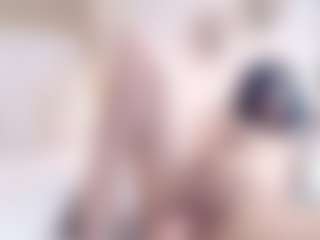 Live cam show with lissiehiltton - Moaning on friskycurves.com