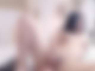 Live cam show with lissiehiltton - Moaning on Latina Girls
