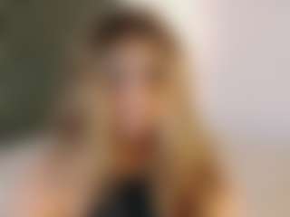 sweettcamila699's Live Sex Cam Show