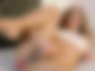 sweettcamila699's Live Sex Cam Show
