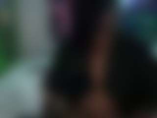 Live cam show with Mzprettyzone - Creamy on googirlz