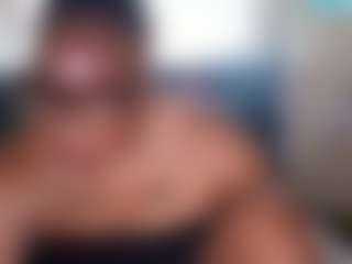 Live cam show with Mzprettyzone - Black on SpankPalCams