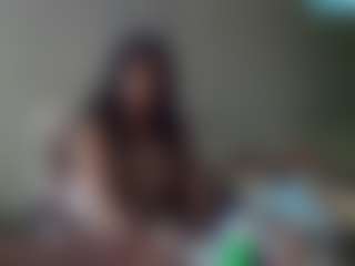 Live cam show with Mzprettyzone - Twitter on TastyBlacksLive