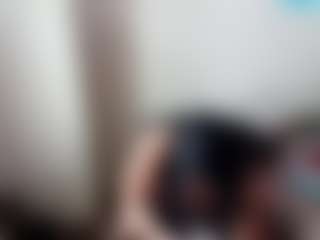 Live cam show with Stonergirl - Bedroom Ebony on Camsoda