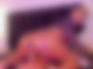 abigail-bolton's Live Sex Cam Show