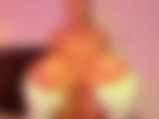 Live cam show with abigail-bolton - Athletic Amateur on Strip Flash - Live Sex Shows