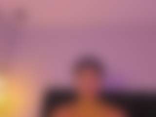 Live cam show with abigail-bolton - Shaved Pussy Curvy on Camsoda