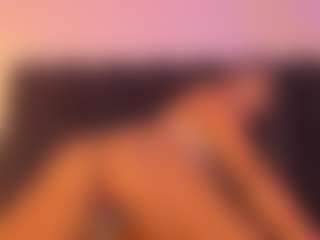 Live cam show with abigail-bolton - Amateur Curvy on Strip Flash - Live Sex Shows