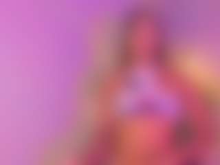 Live cam show with abigail-bolton - Oil on Camsoda