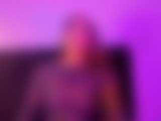 Live cam show with abigail-bolton - Athletic on Camversity