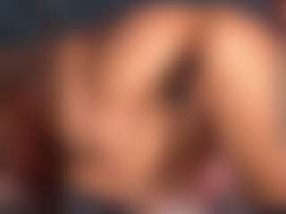 Live cam show with Aurora-Bitch - Pale on makecum.org
