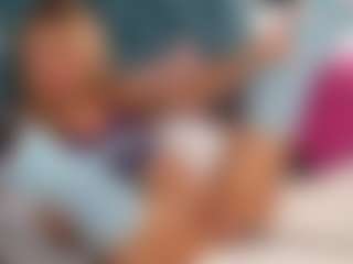 Live cam show with Aurora-Bitch - Brown Hair on SpunkLive