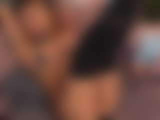 Live cam show with Aurora-Bitch - Shaved on MyBangCams