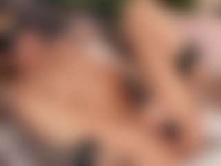 Live cam show with Aurora-Bitch - Bdsm on Milf Play