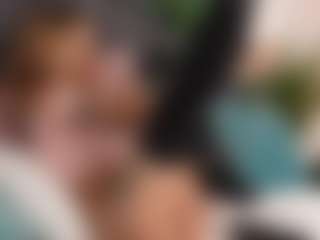 Live cam show with Aurora-Bitch - Green Eyes on Gym Cam Girls