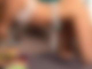 Aurora-Bitch's Live Sex Cam Show