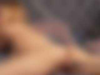 Aurora-Bitch's Live Sex Cam Show