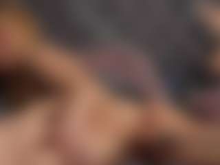 Aurora-Bitch's Live Sex Cam Show