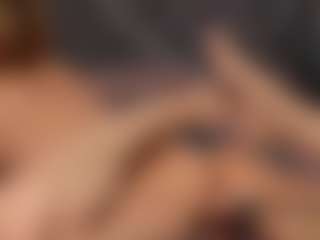 Aurora-Bitch's Live Sex Cam Show