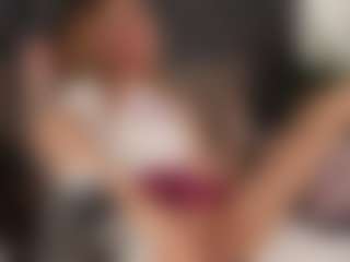 Aurora-Bitch's Live Sex Cam Show