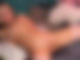 Aurora-Bitch's Live Sex Cam Show