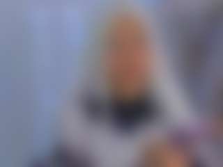 Live cam show with adara-44 - Green Eyes on Mixed Magazine Live