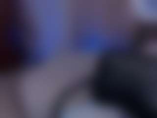 Live cam show with HannaSophiiaa - Smoking on sexylive.show