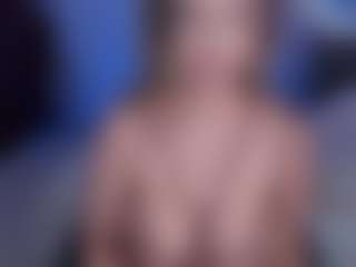 Live cam show with HannaSophiiaa - Dirty Talk on camwithhim.com
