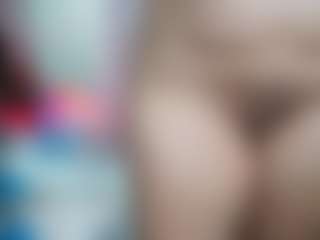Live cam show with Natasha - Deepthroat on Milf Play
