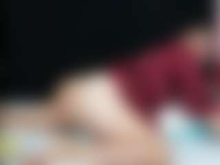 Live cam show with Natasha - Butt Plug on CamSodaAdn