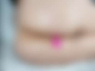 Natasha MILF webcam performer live streaming